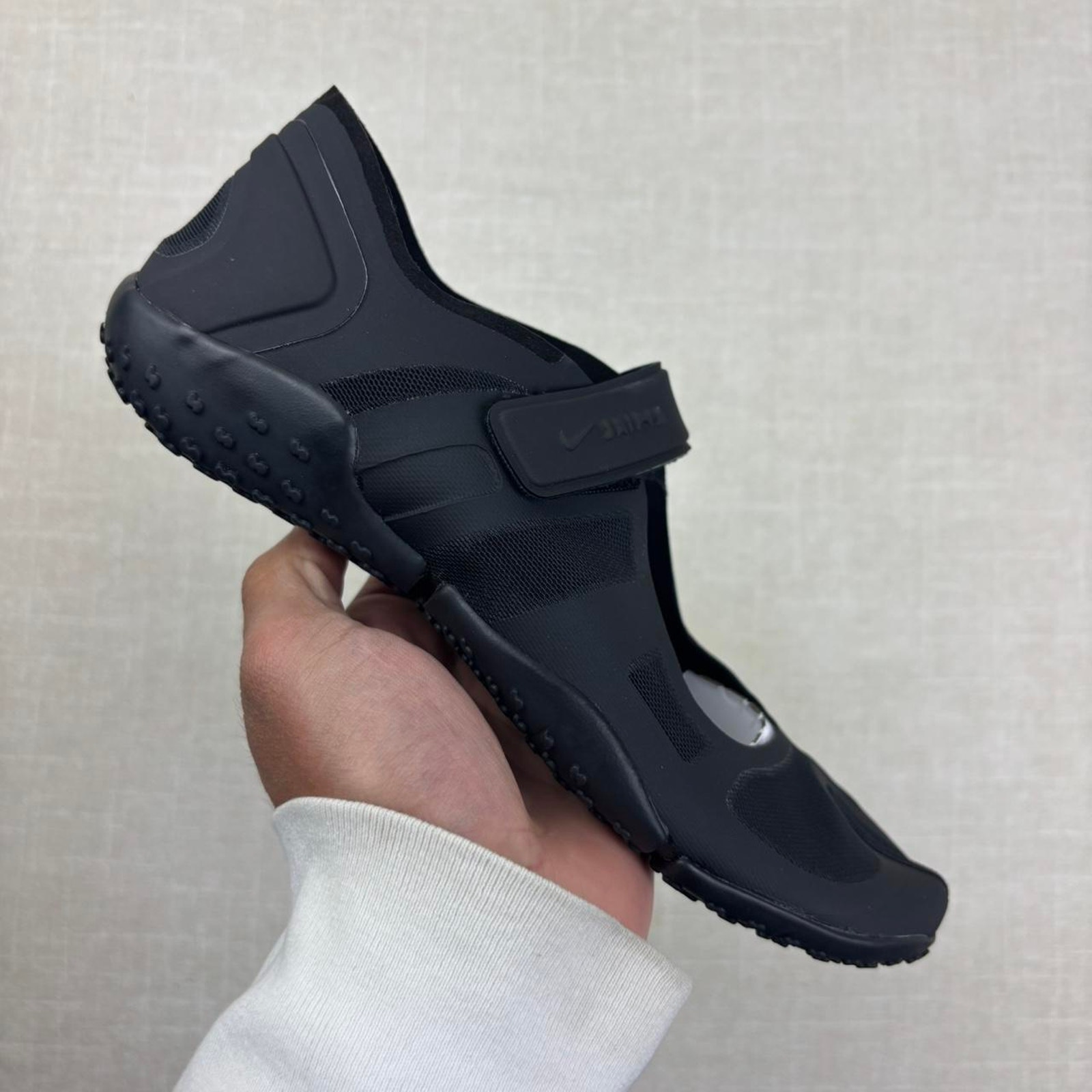 Skims X Nike Rift Mesh “Black” 9w